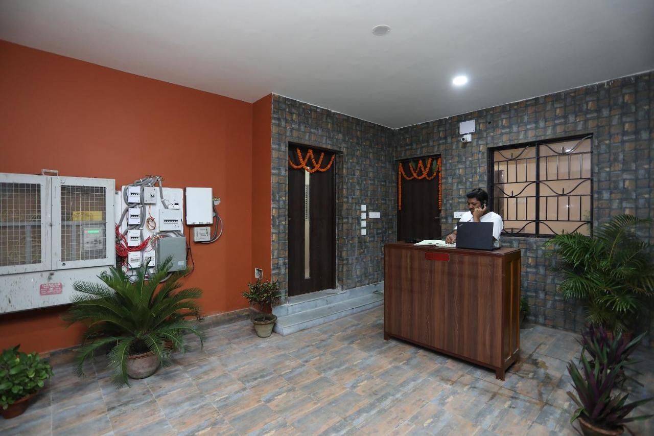Oyo 17376 Happy Spring Inn Calcutá Exterior foto
